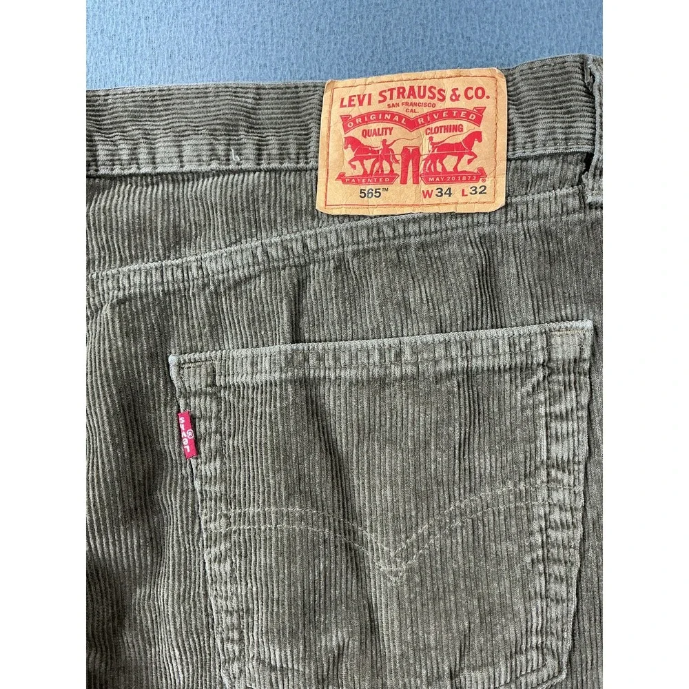 Levi Strauss Corduroy Pants Mens 34x32 Olive Green Relaxed Baggy 565 Chino